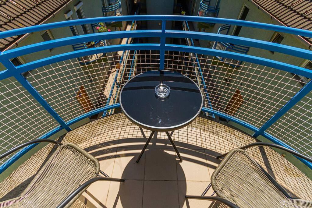Roomy Apartment 80Sqm At City Center Free Parking Space, Ac & Balcony بودابست المظهر الخارجي الصورة
